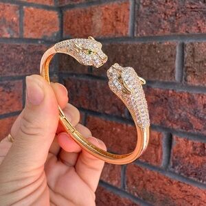 Panthere Crystal Head Encrusted Bangle Bracelet